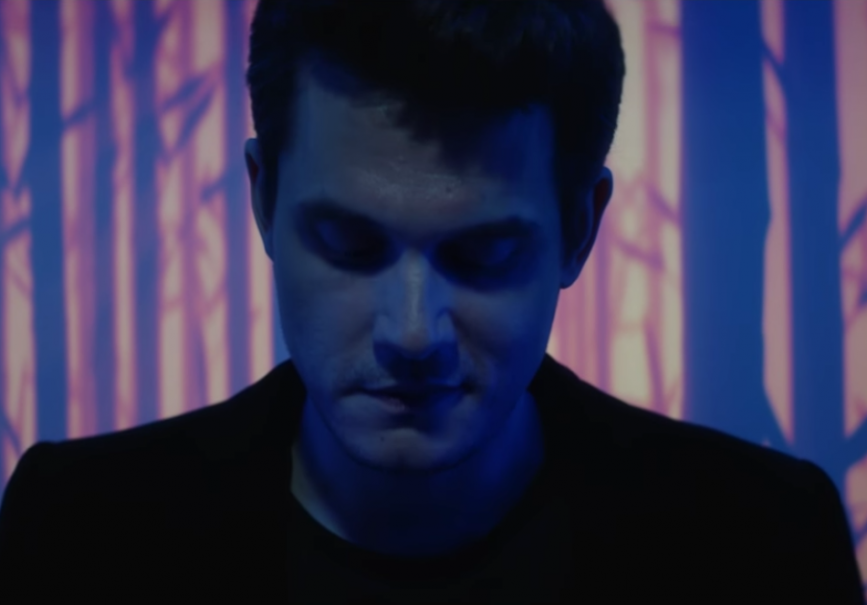 John Mayer balla nel video di ‘Still Feel Like Your Man’