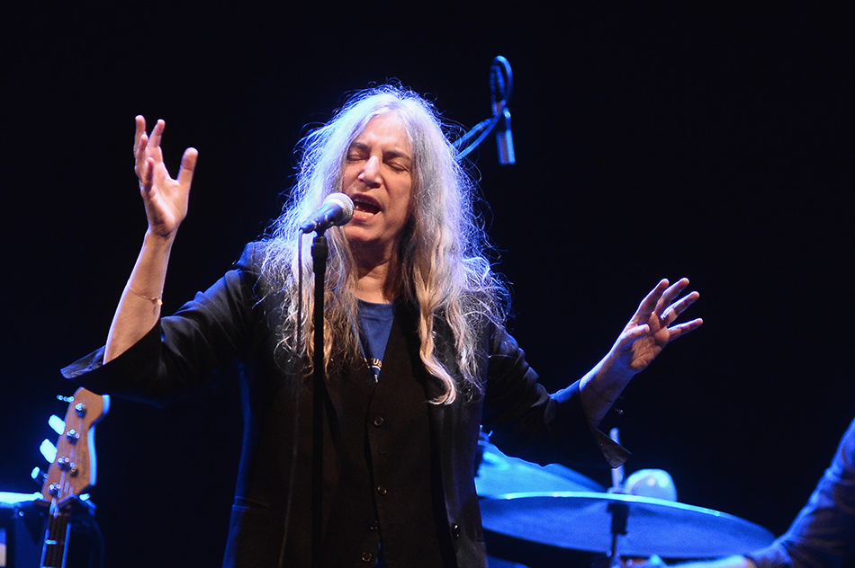 Patti Smith, Bruce Springsteen e Micheal Stipe insieme sul palco