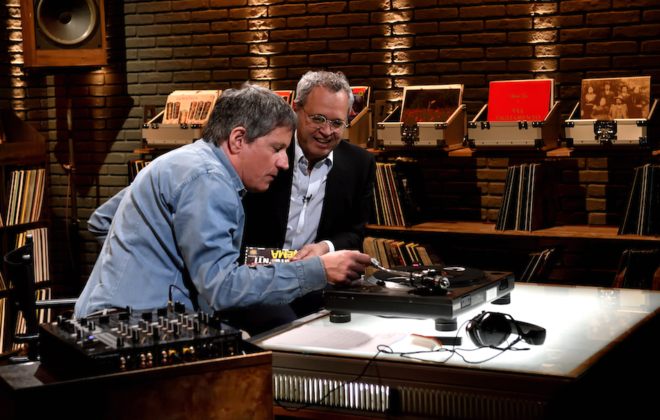 Enrico Mentana e Riccardo Rossi in studio per "I miei vinili"