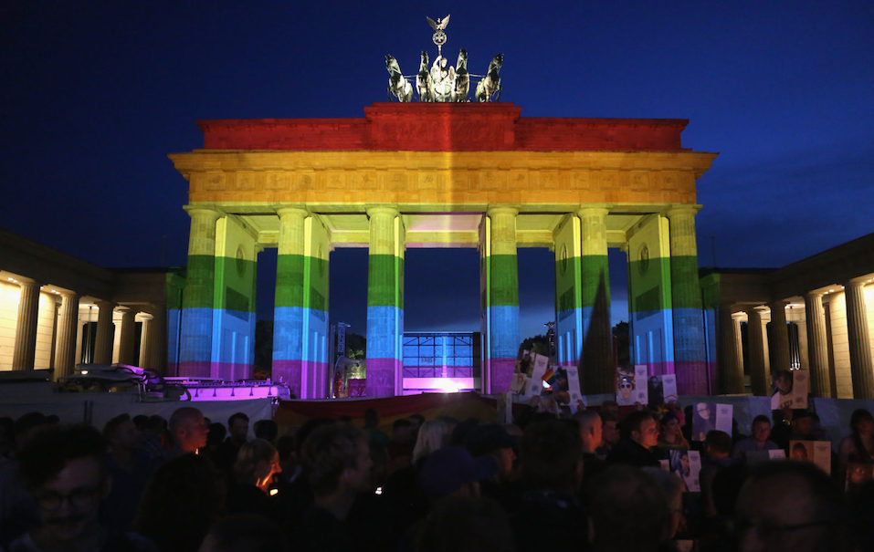 La Germania legalizza i matrimoni omosessuali