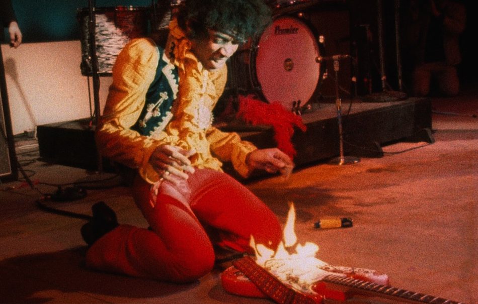 Wild-Thing-Hendrix-Monterey-1967