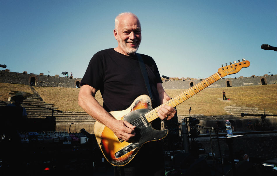 David Gilmour venderà 120 chitarre per beneficenza