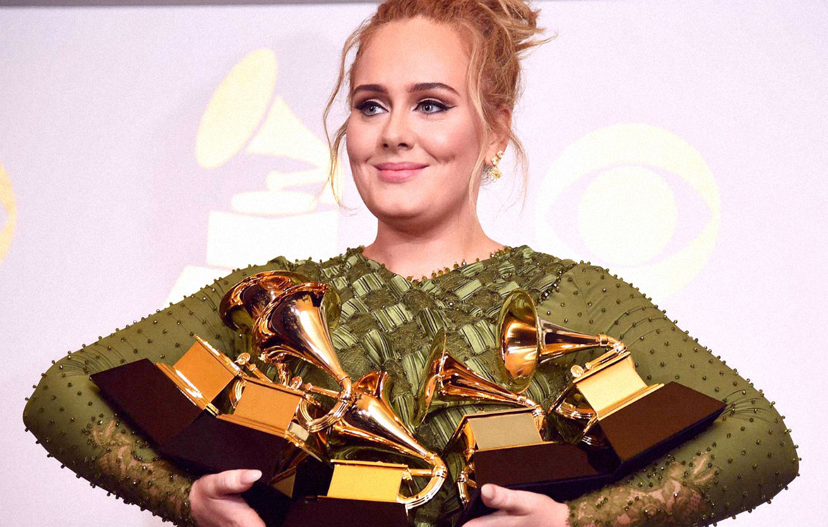 ’21’ di Adele è l’album più venduto di questo secolo