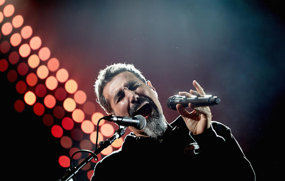 Serj Tankian: «Continuerò a cantare, ma per ora niente System»