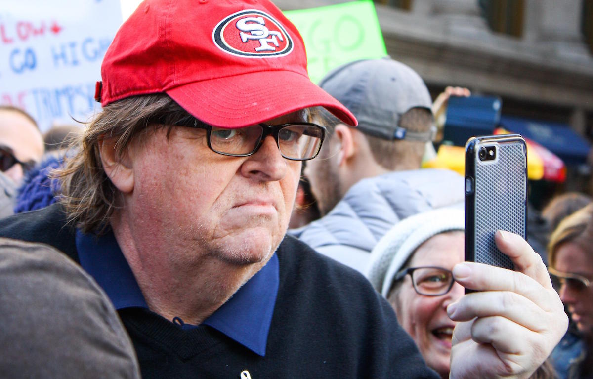 Michael Moore: «Trump è più furbo di tutti noi»