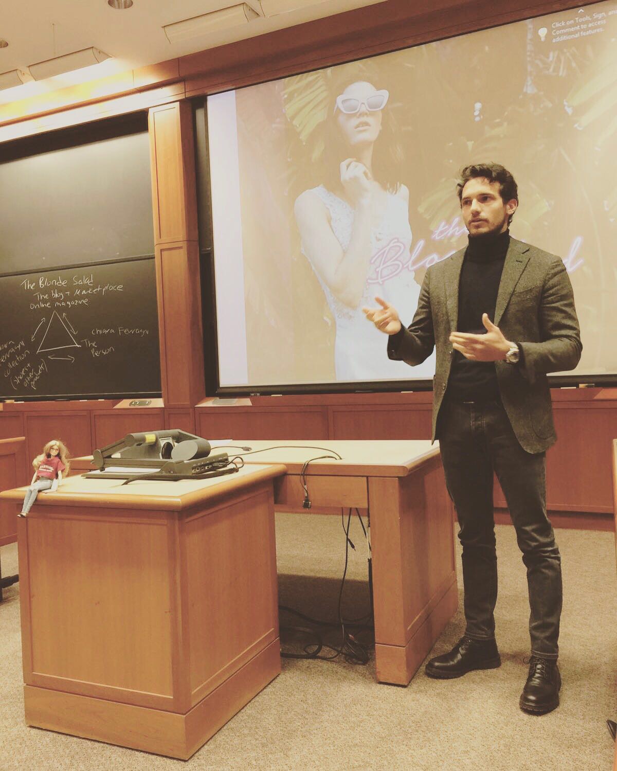 Riccardo Pozzoli ad Harvard durante una lecture tenuta lo scorso febbraio