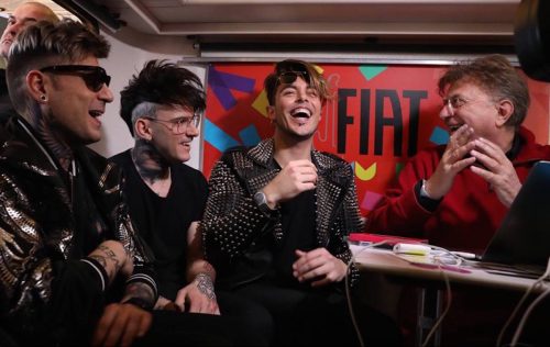 Red Ronnie con il trio The Colors sul van di FIAT Music