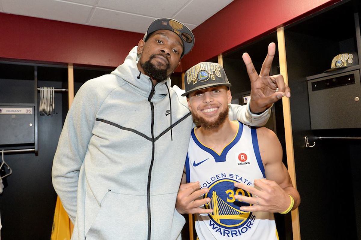 NBA, non basta LeBron contro Curry e la dinastia Warriors