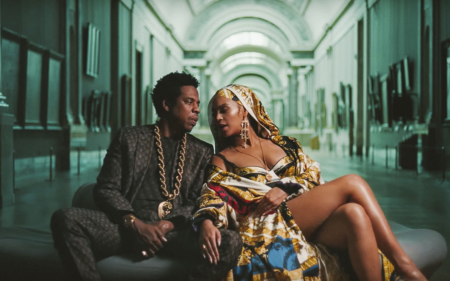 Jay-Z e Beyoncé hanno pubblicato un album a sorpresa 