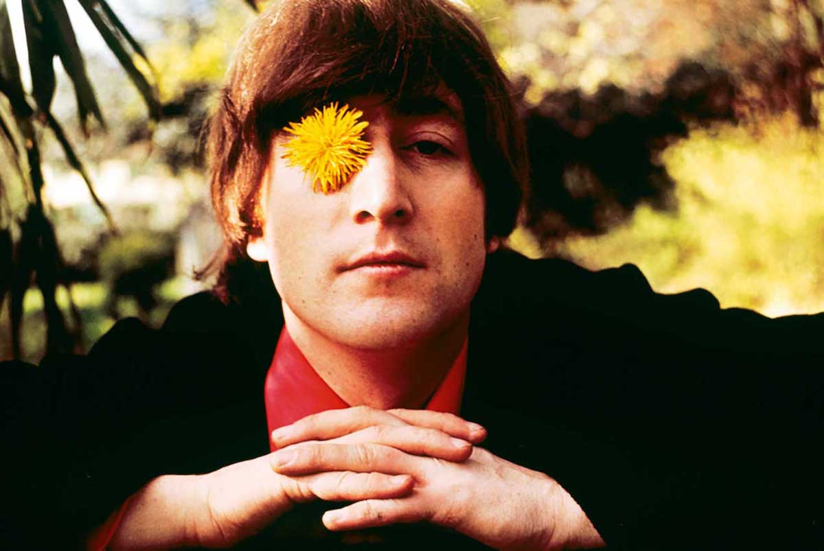 Negata la libertà vigilata all’assassino di John Lennon