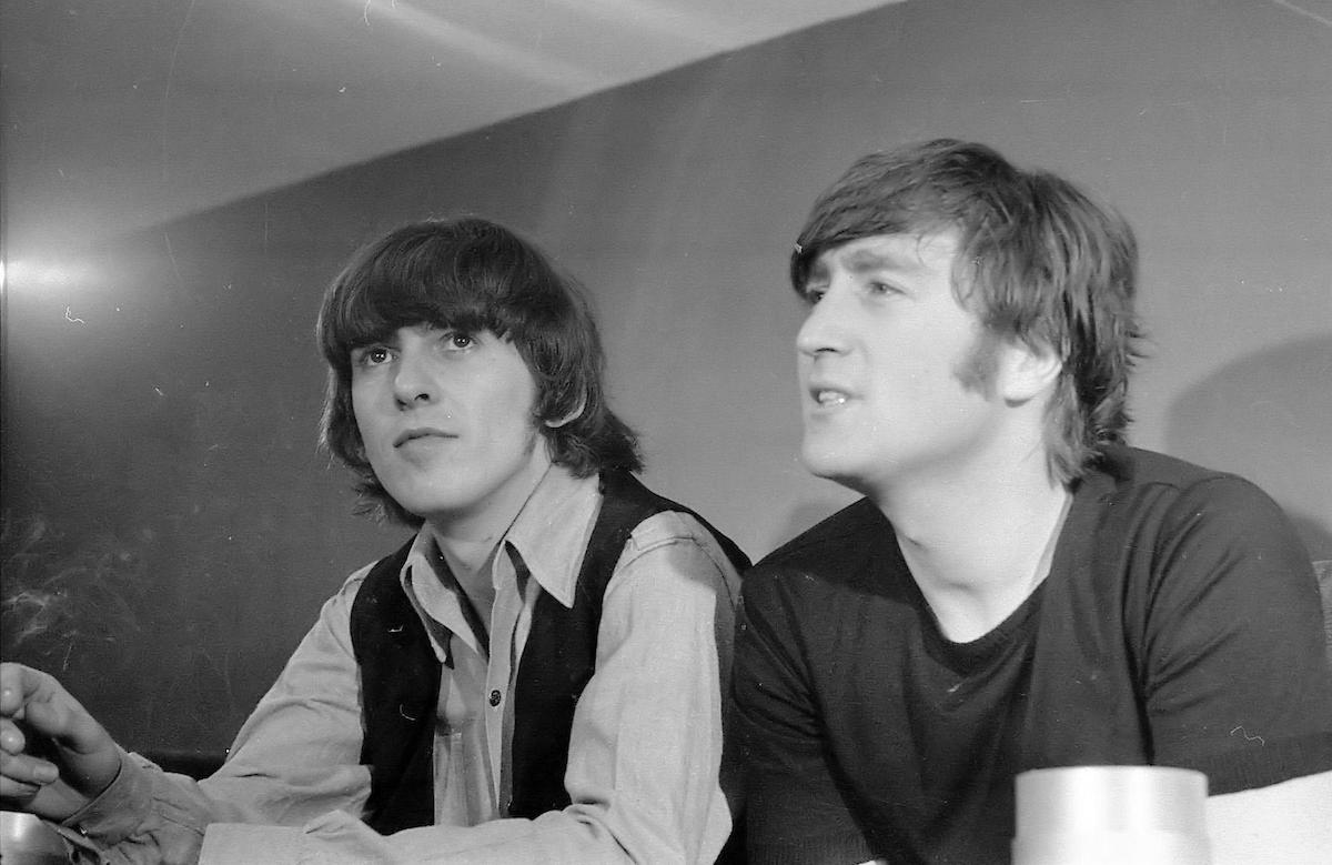 John Lennon e George Harrison insieme contro Paul McCartney