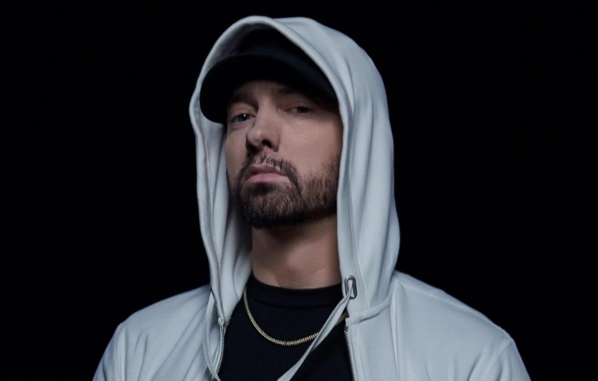 Eminem pubblica ‘Music to Be Murdered By – Side B’ e chiede scusa a Rihanna