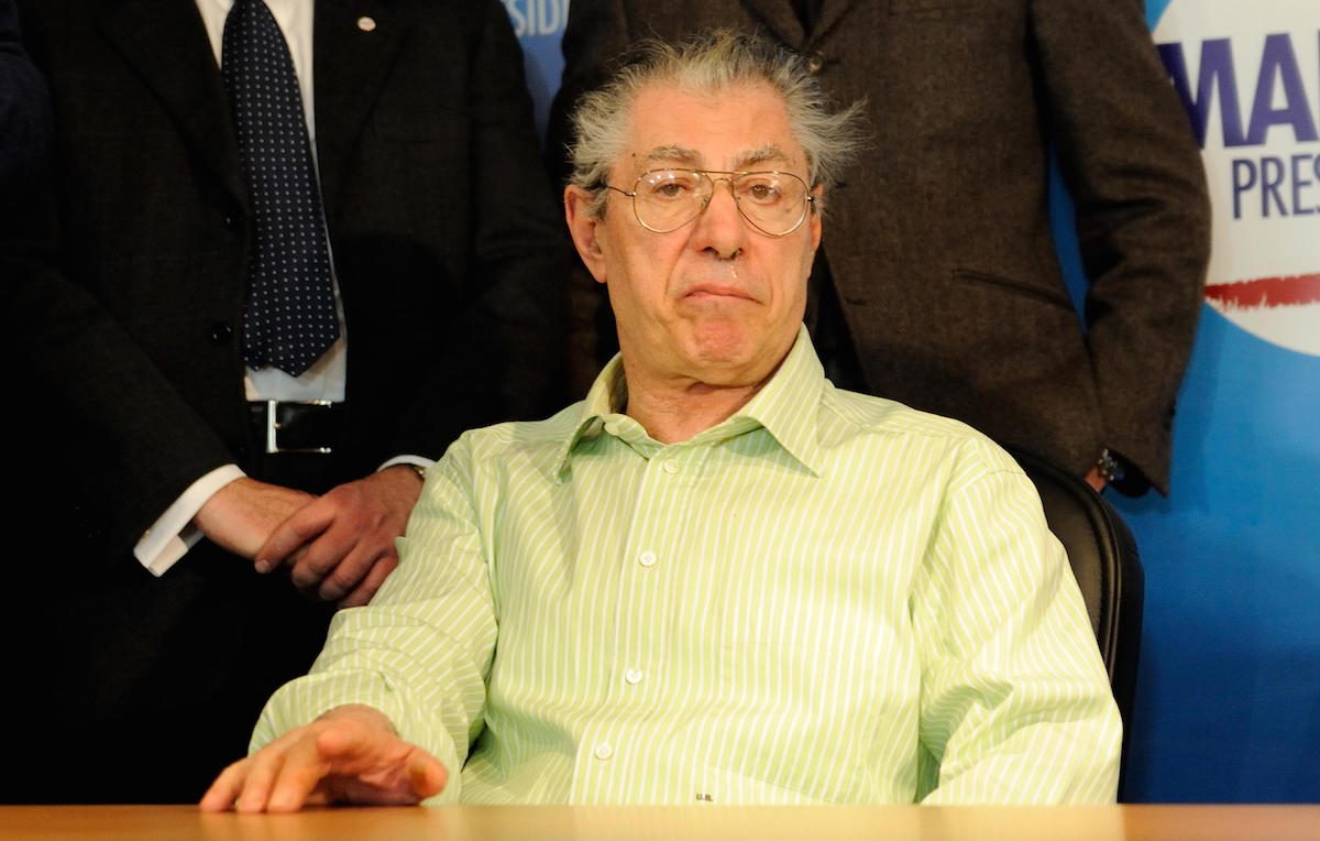 Umberto Bossi, 77 anni, è stato colpito da un ictus nel 2004