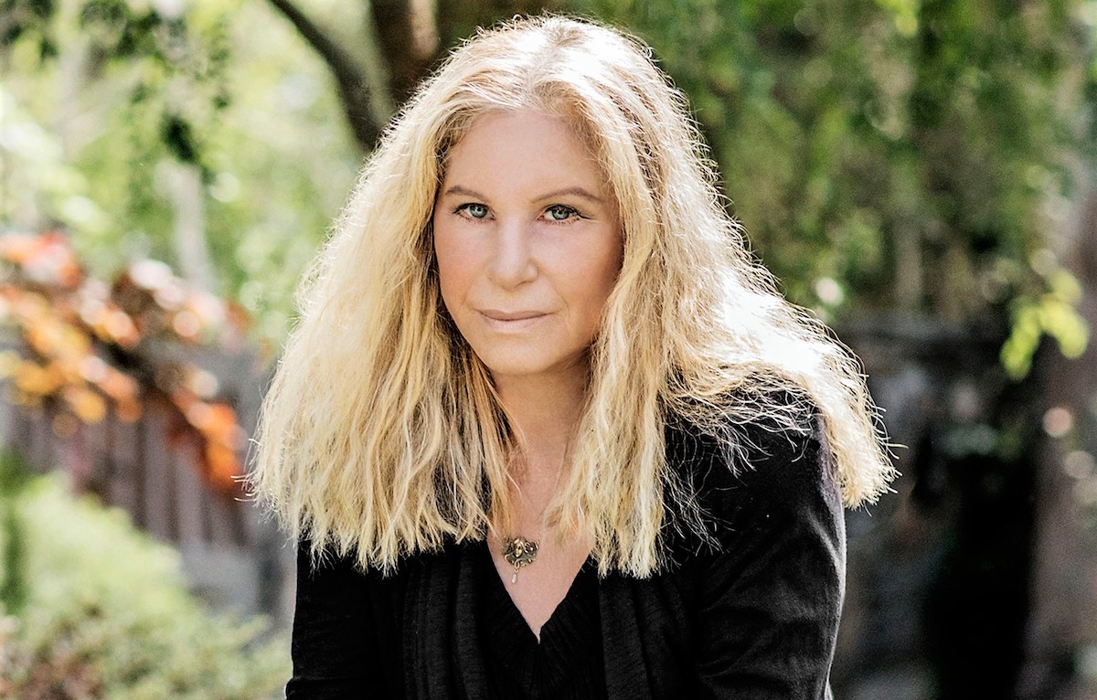 Barbra Streisand fa un passo indietro sul caso Michael Jackson: «I piccoli sono vittime»