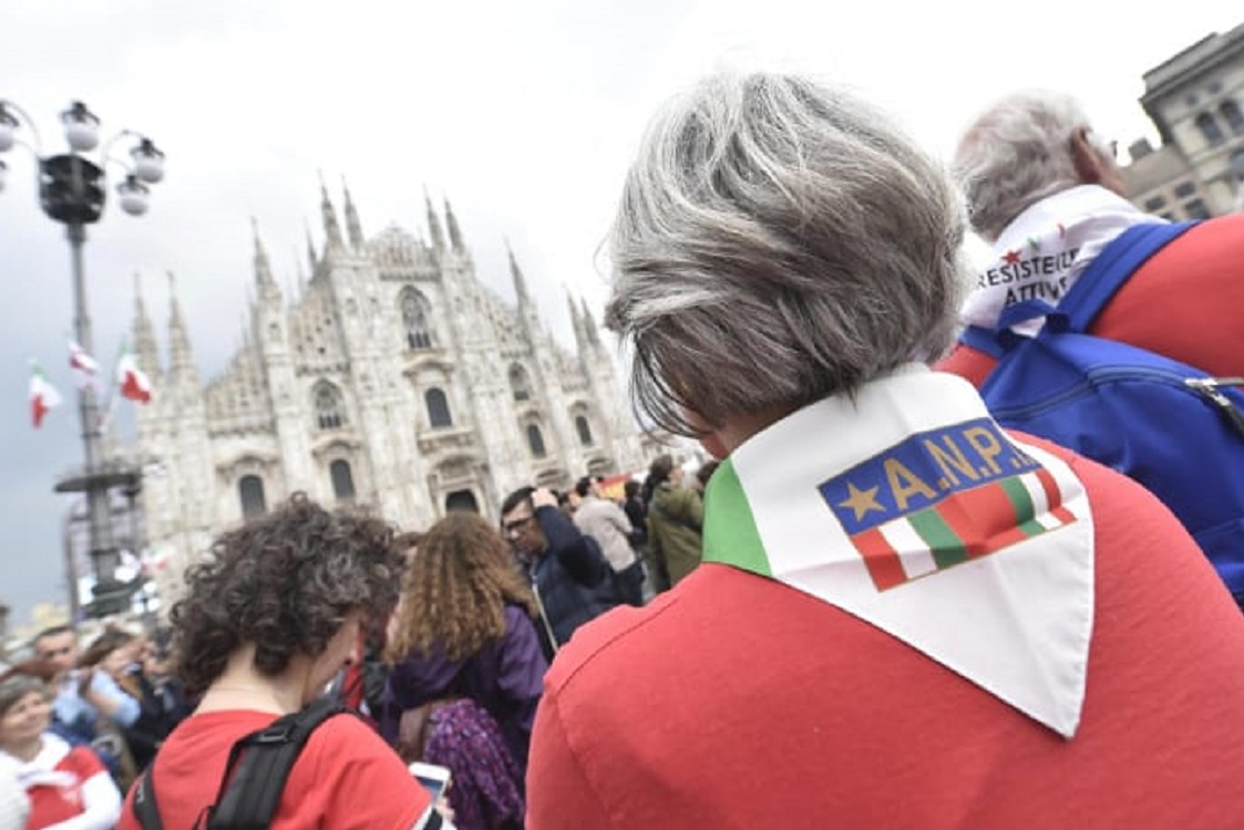 Cari 5 Stelle, il 25 aprile potete anche rimanere a casa