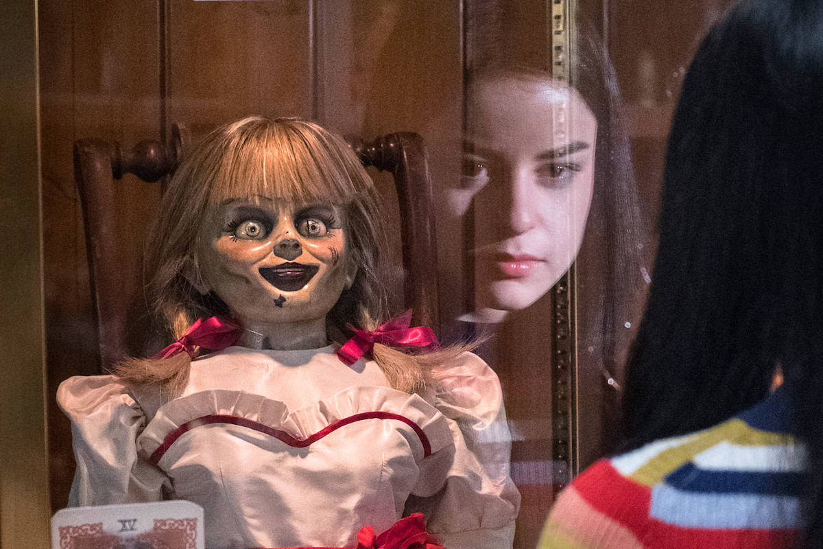 Annabelle 3', la bambola assassina manda tutti all'inferno 