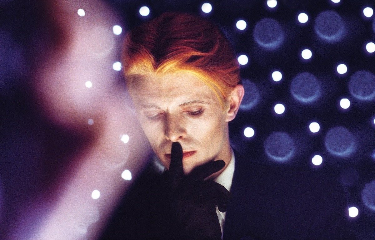 David Bowie, il film ‘L’uomo che cadde sulla terra’ diventerà una serie tv