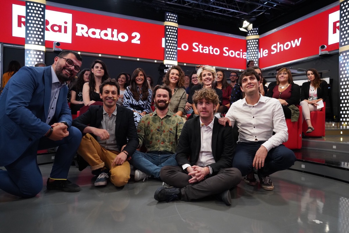 Lo Stato Sociale vuol far fallire Radio 2