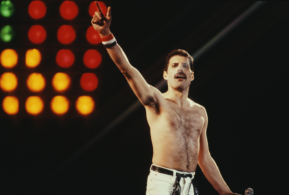 Cos’è successo il giorno prima della morte di Freddie Mercury