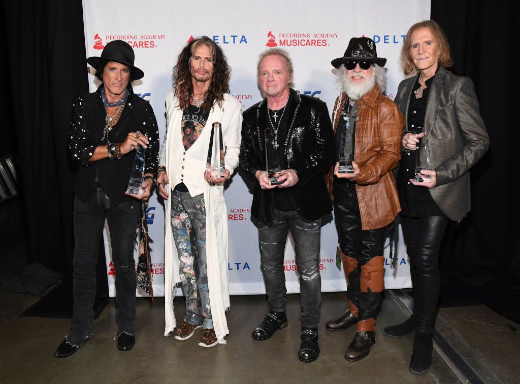 Gli Aerosmith hanno annunciato il tour di addio