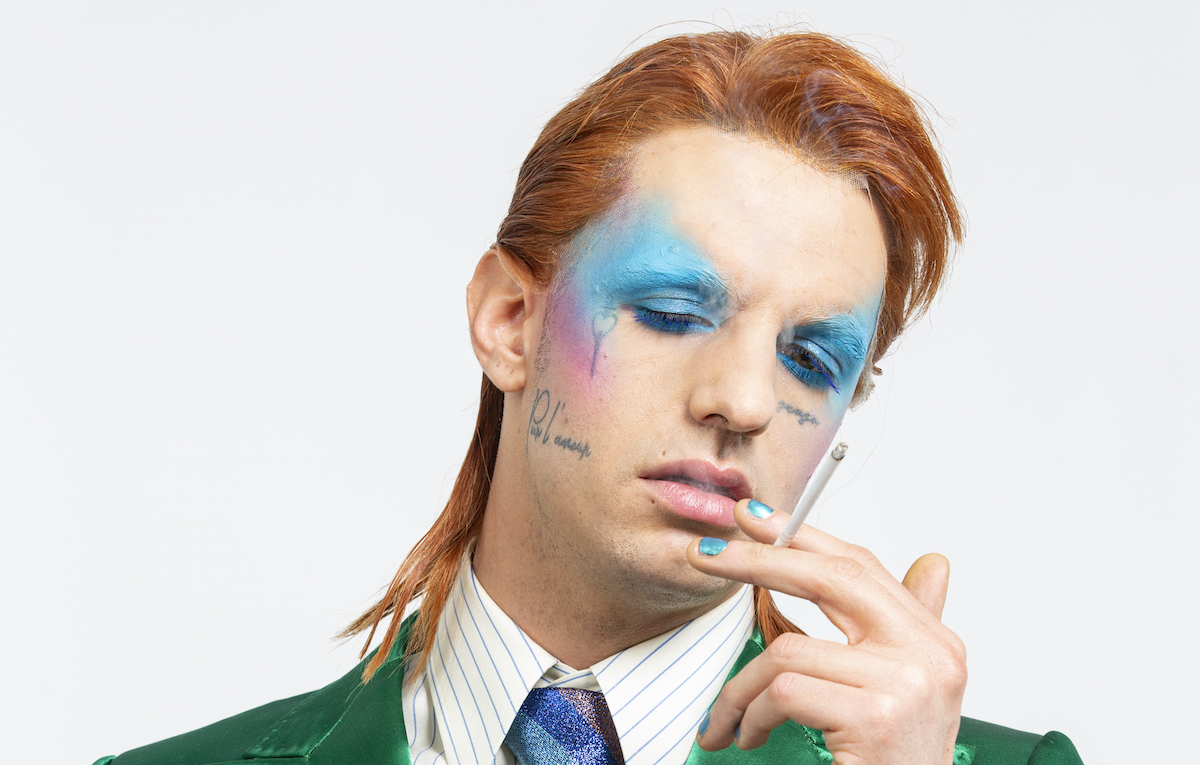 Achille Lauro si è vestito come Bowie per parlarci di sessualità