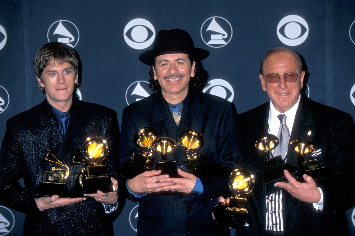 «Mi sentivo strafatto»: Santana ricorda la storica serata ai Grammy del 2000