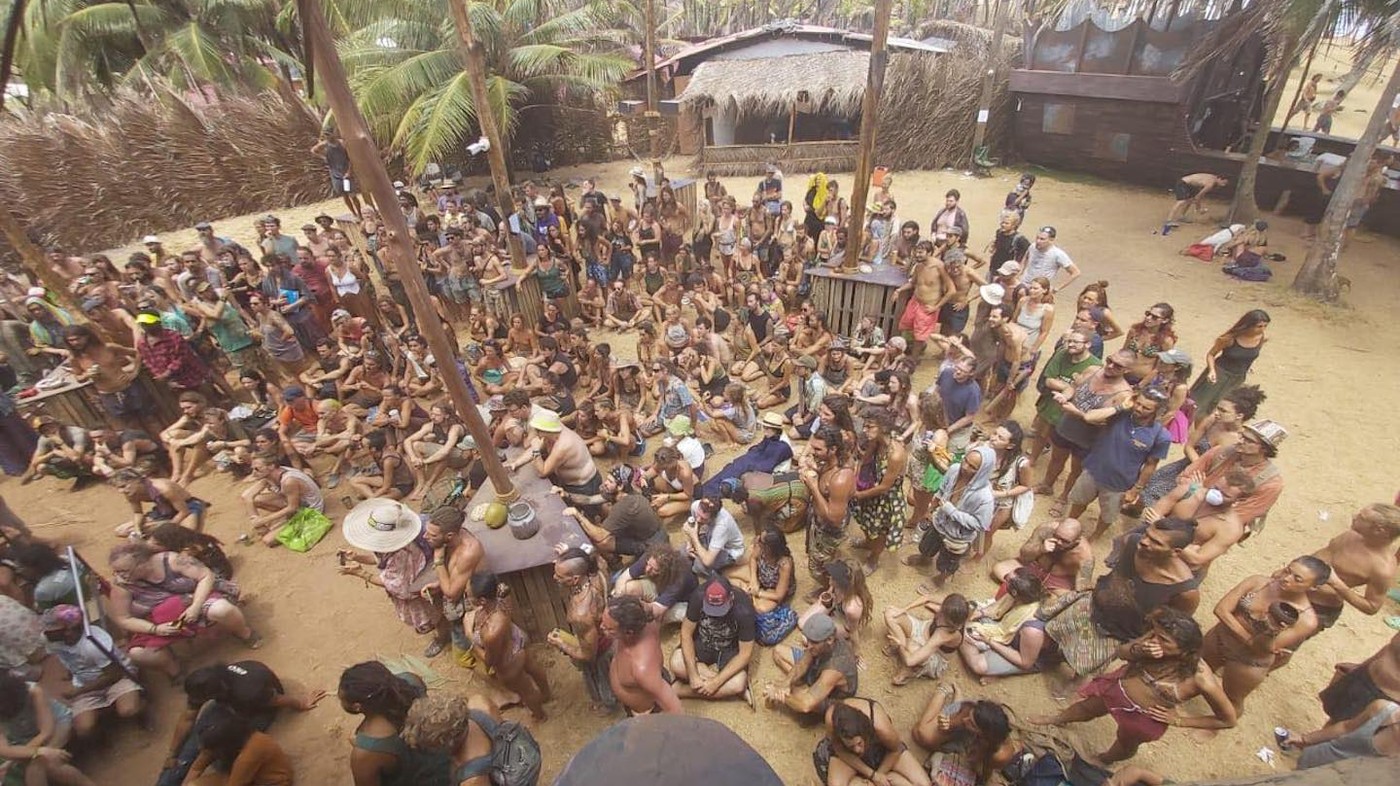 Ci sono 300 persone bloccate a Panama a un festival musicale per colpa del coronavirus