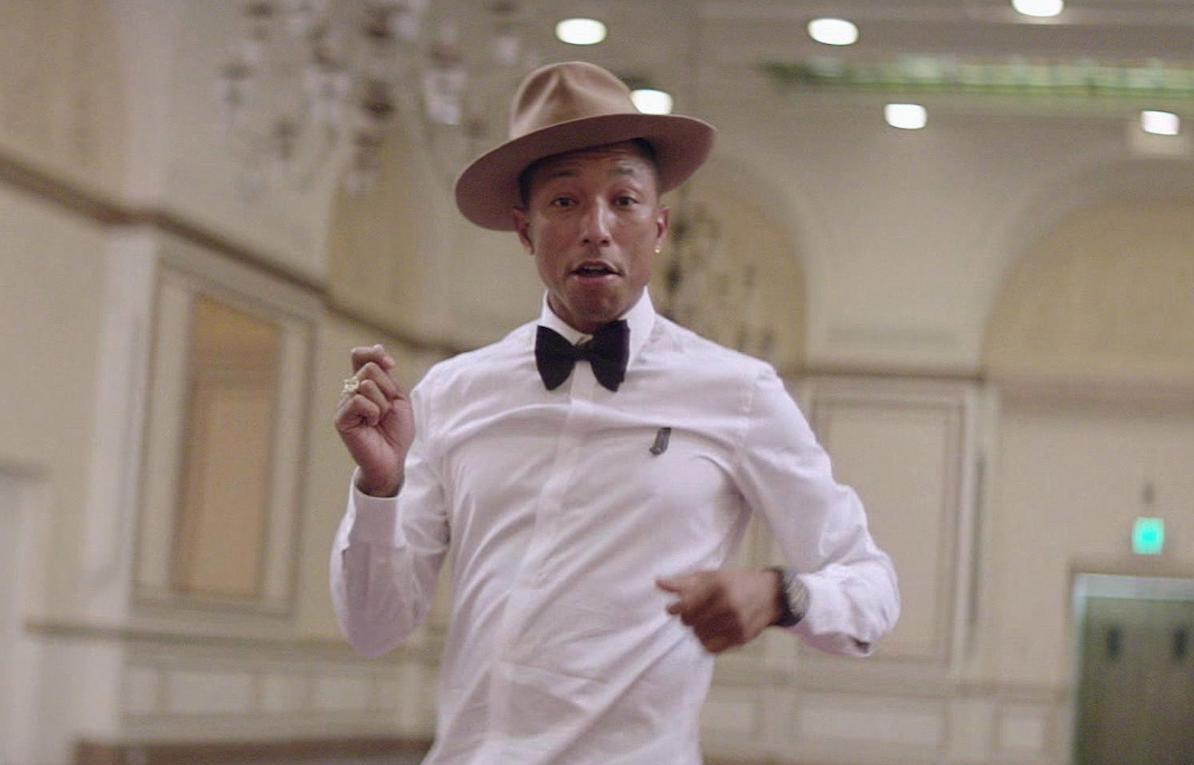 ‘Happy’ di Pharrell è la canzone più suonata da radio e tv inglesi negli anni ’10