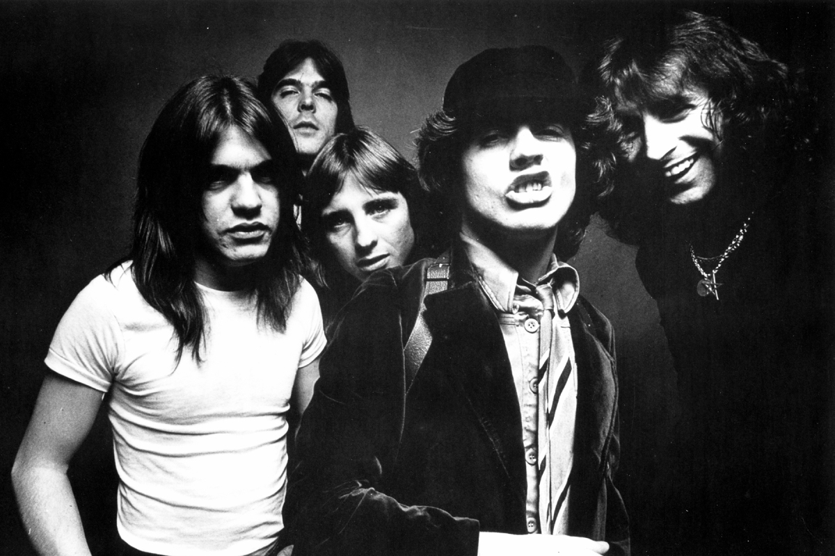 Gli AC/DC in 25 canzoni essenziali