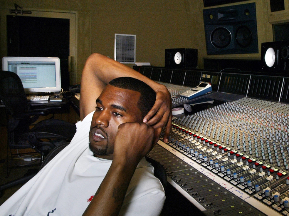 È uscito ‘Donda’, il nuovo disco di Kanye West