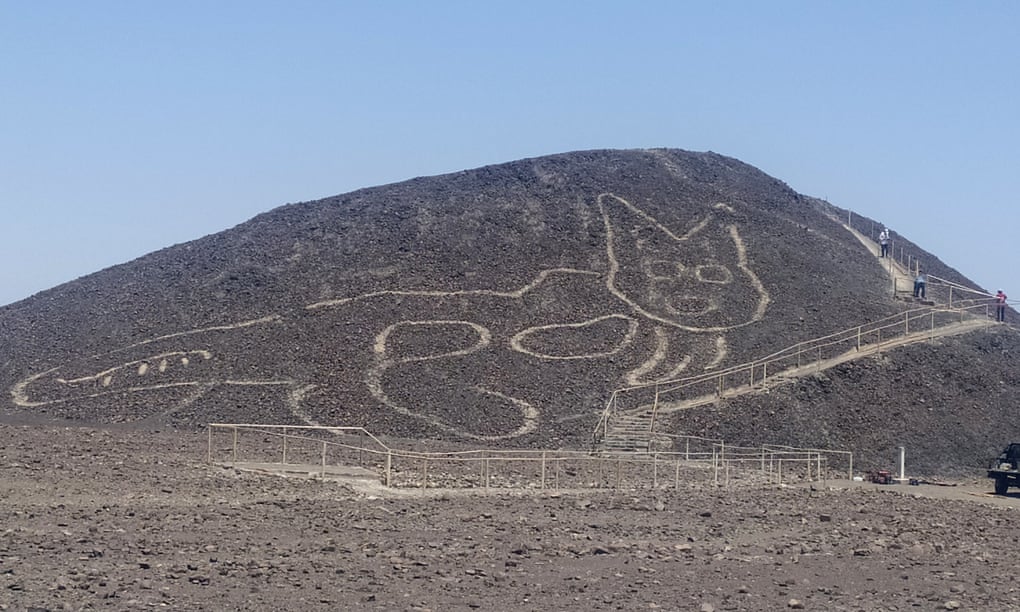 In Perù hanno trovato un disegno gigante di un gatto vecchio di 2000 anni