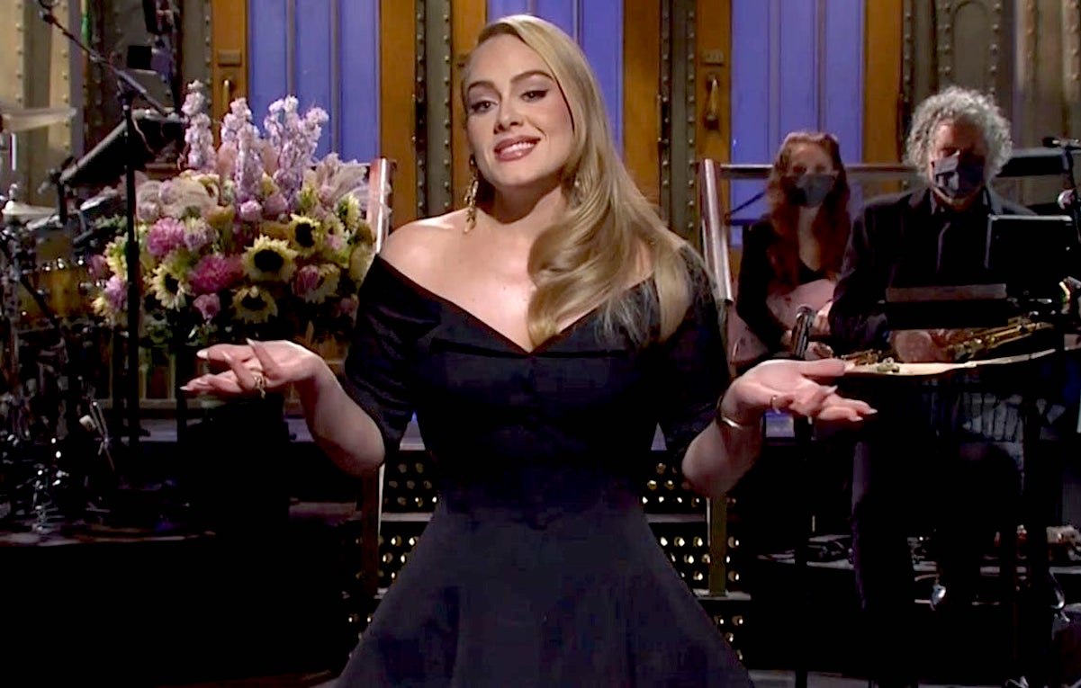 Adele è tornata e ha cantato al ‘Saturday Night Live’