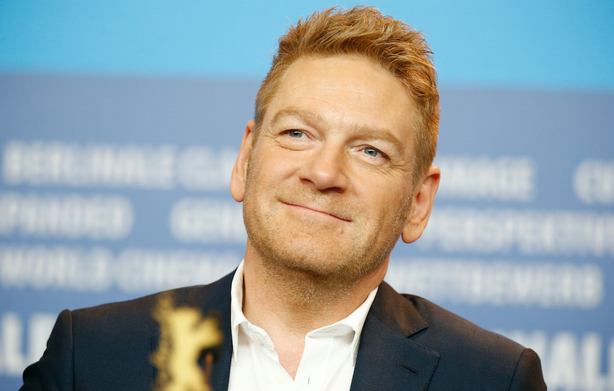 La prima foto di Kenneth Branagh nei panni del Primo Ministro inglese Boris Johnson