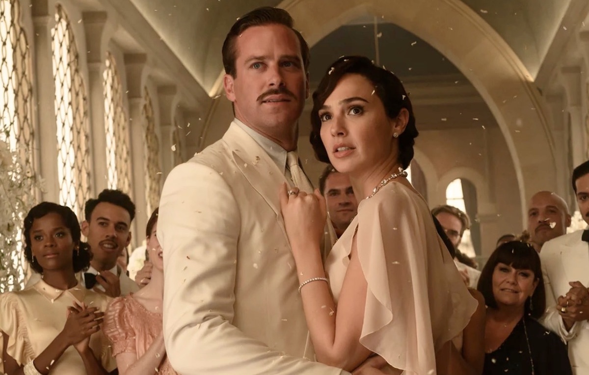 Guardate come fanno ‘scomparire’ Armie Hammer nel trailer di ‘Assassinio sul Nilo’