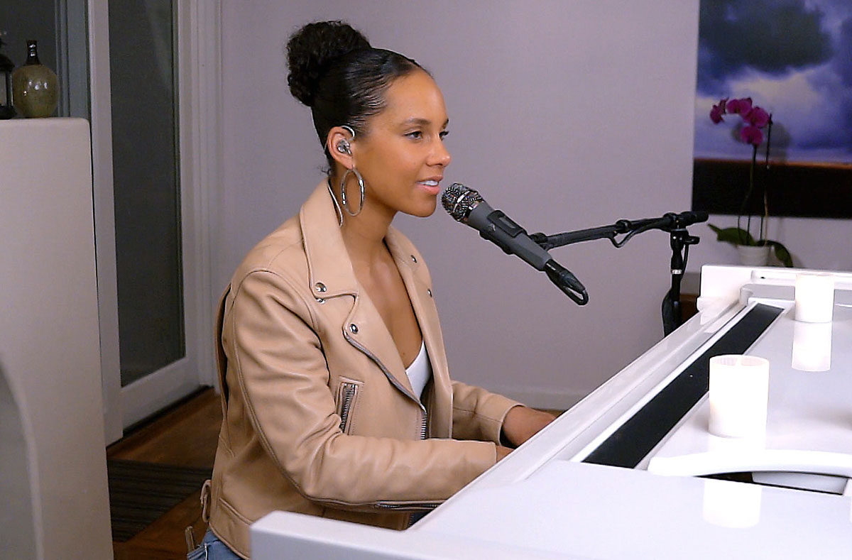 Perché Alicia Keys si è messa a fare musica ASMR?