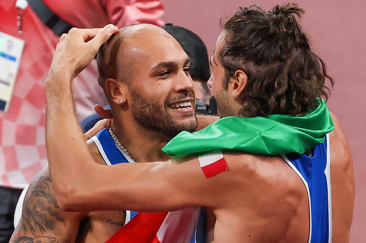 Marcell Jacobs è il primo italiano a vincere l’oro nei 100 metri alle Olimpiadi