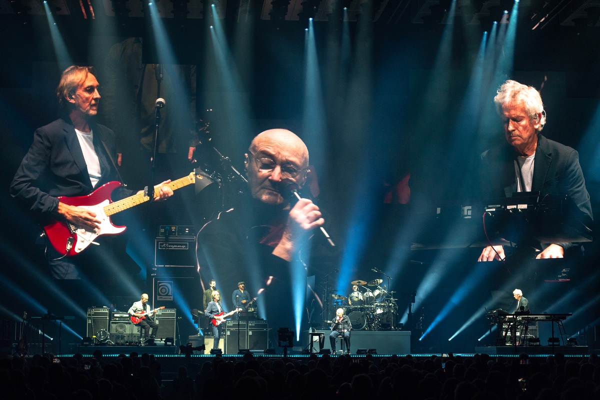 I Genesis interrompono il tour, alcuni membri della band sono positivi al Covid