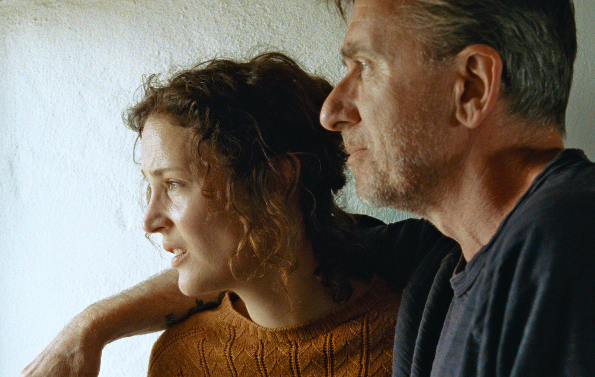 ‘Sull’isola di Bergman’, scene da un altro matrimonio (e da un cinema che resiste)