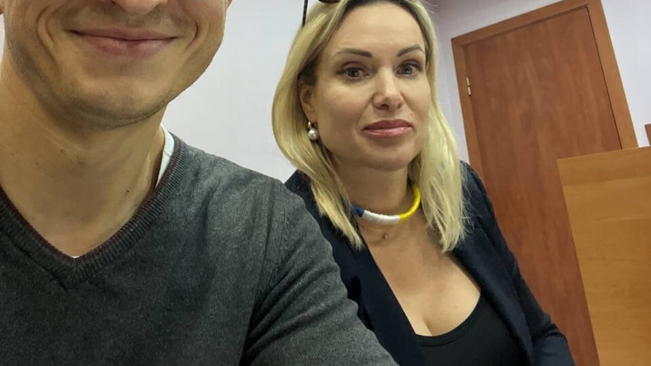 Per il momento, Marina Ovsyannikova è stata rilasciata
