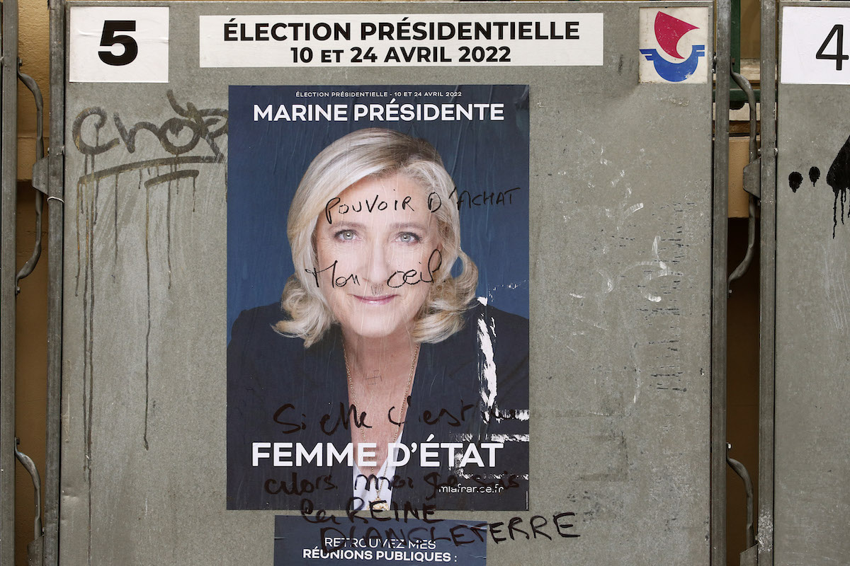 Macron e Le Pen andranno al ballottaggio