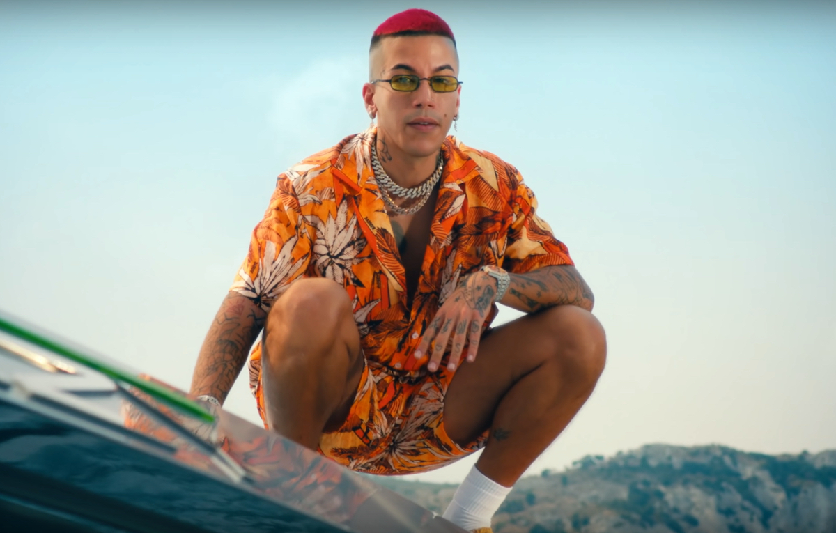 Sfera Ebbasta, rapper da esportazione e da asporto (nel senso della pizza)