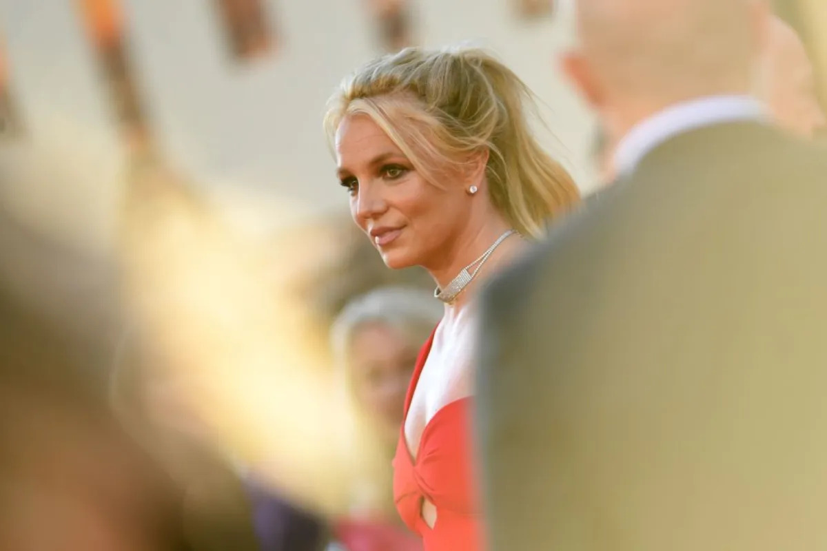 L’ex marito di Britney Spears arrestato dopo essersi imbucato al matrimonio della popstar