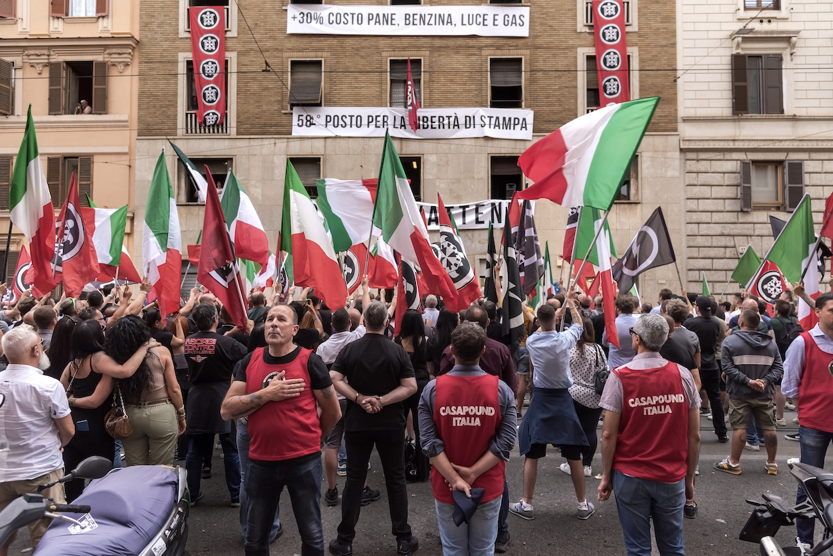 Forza Italia non è antifascista, e l’alleanza con CasaPound a Lucca lo dimostra