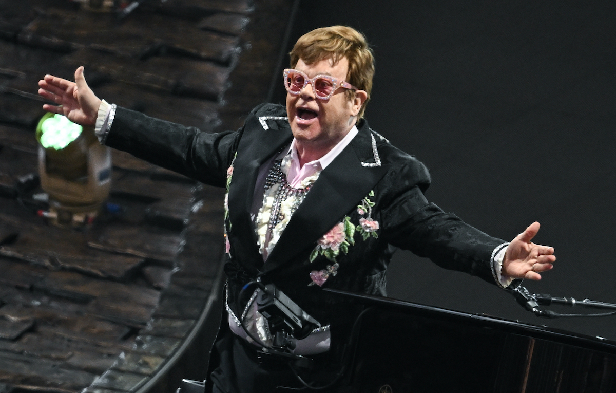 Eternamente, Elton John