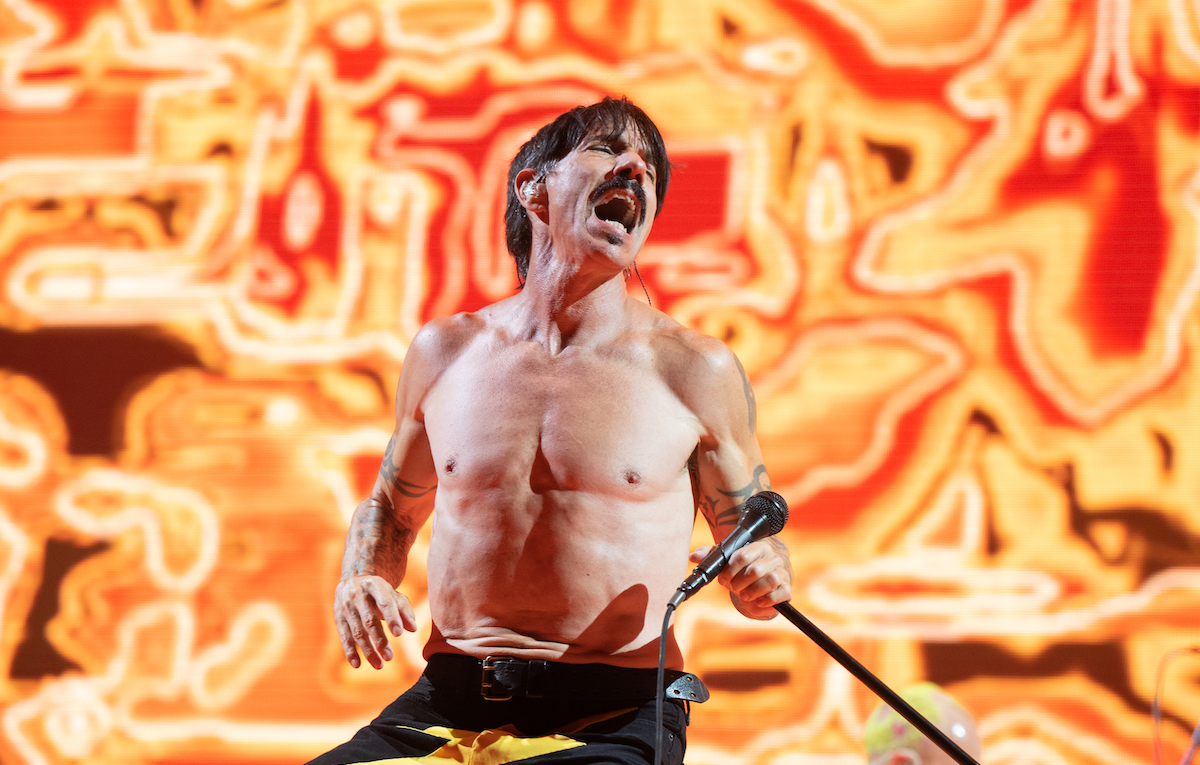 Red Hot Chili Peppers a Firenze Rocks, fuori di testa in meno di cinque minuti