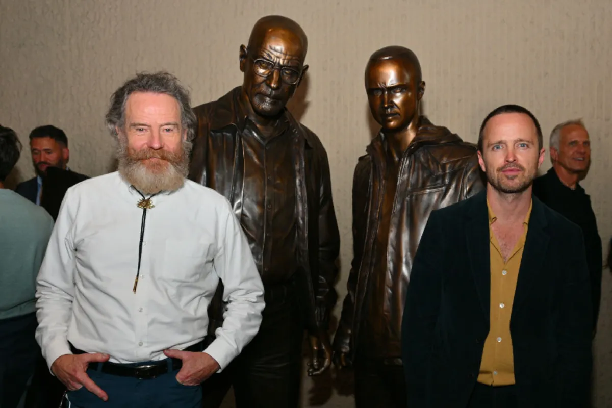 Albuquerque ha dedicato una statua in bronzo a Bryan Cranston e Aaron Paul