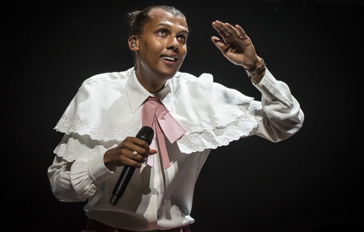 Stromae ha cancellato il concerto a Roma (e altre 14 date) per problemi di salute