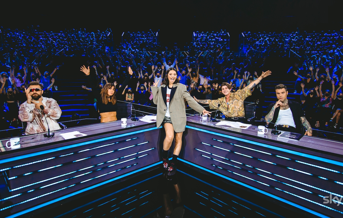 Chi farà cantare ‘Bella ciao’ ai concorrenti di X Factor?