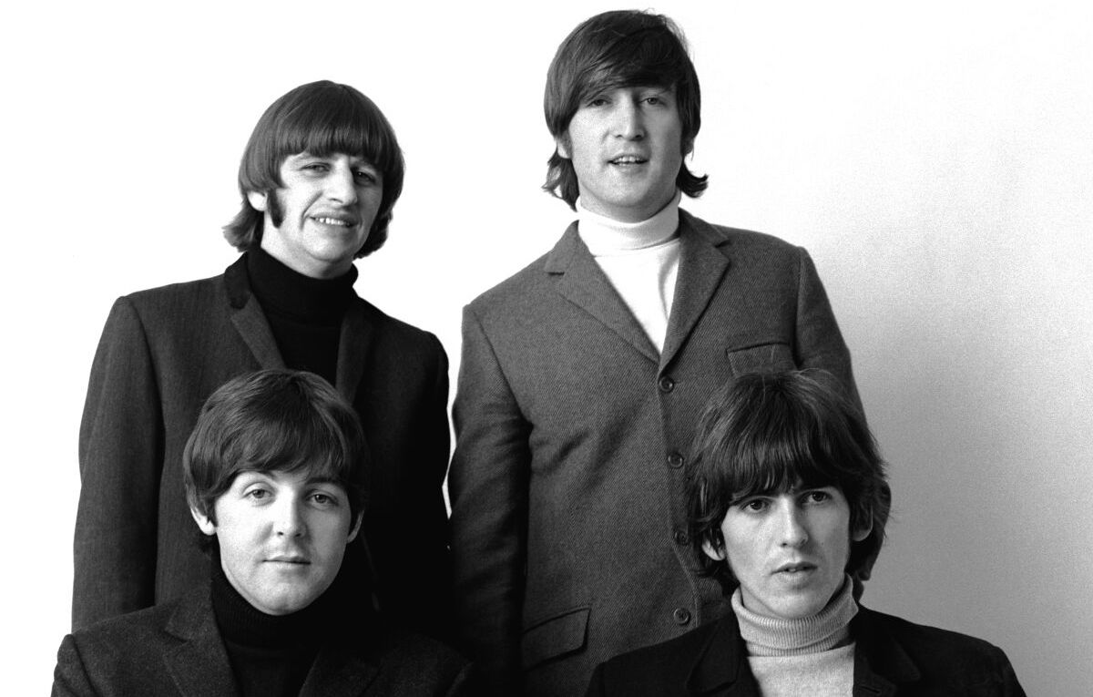 Sam Mendes dirigerà quattro film, uno su ciascuno dei Beatles