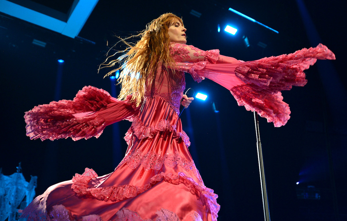 Florence Welch si è rotta un piede durante un concerto